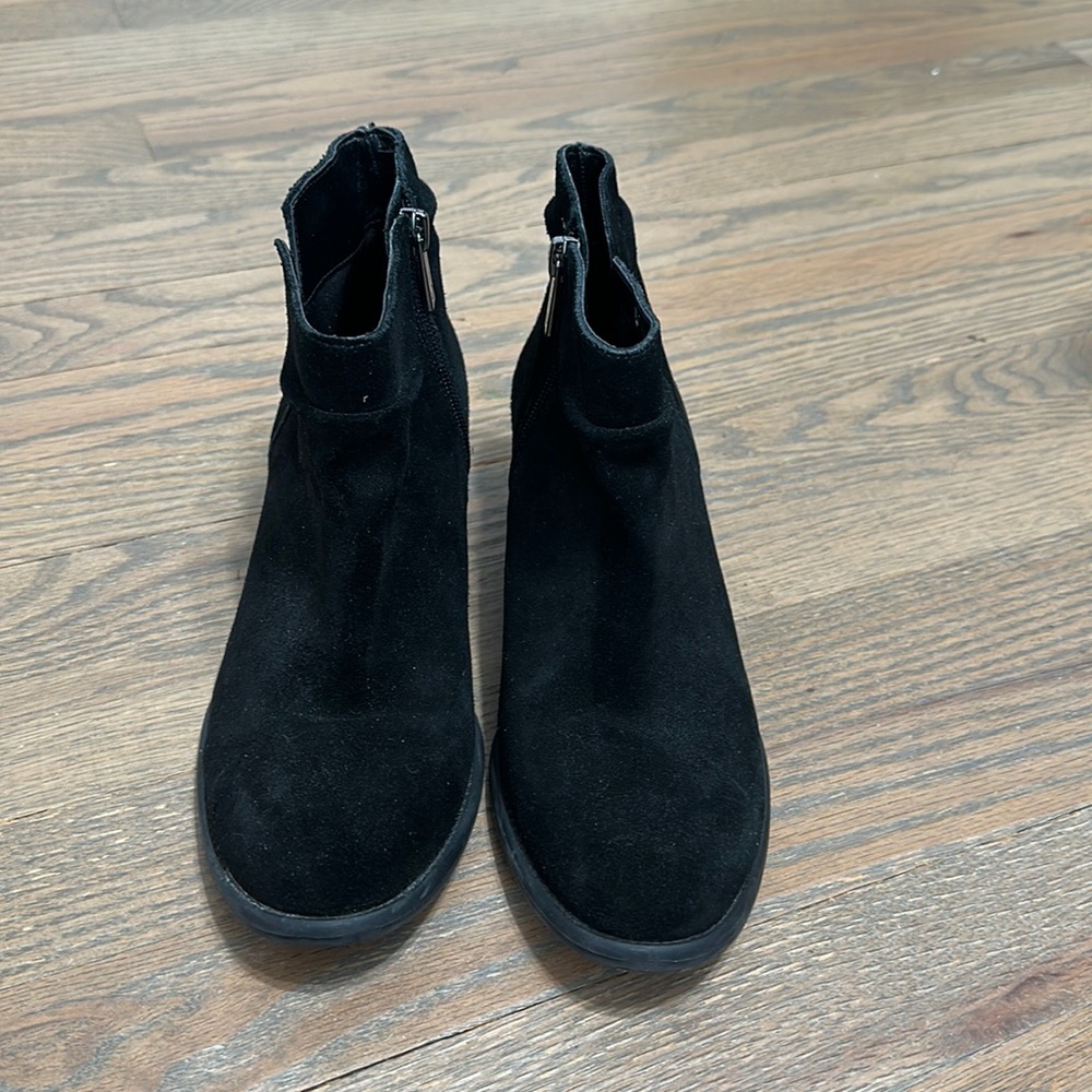 Jessica Simpson ankle boots